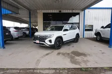 2024 Volkswagen Atlas 2.0T Peak Edition SEL
